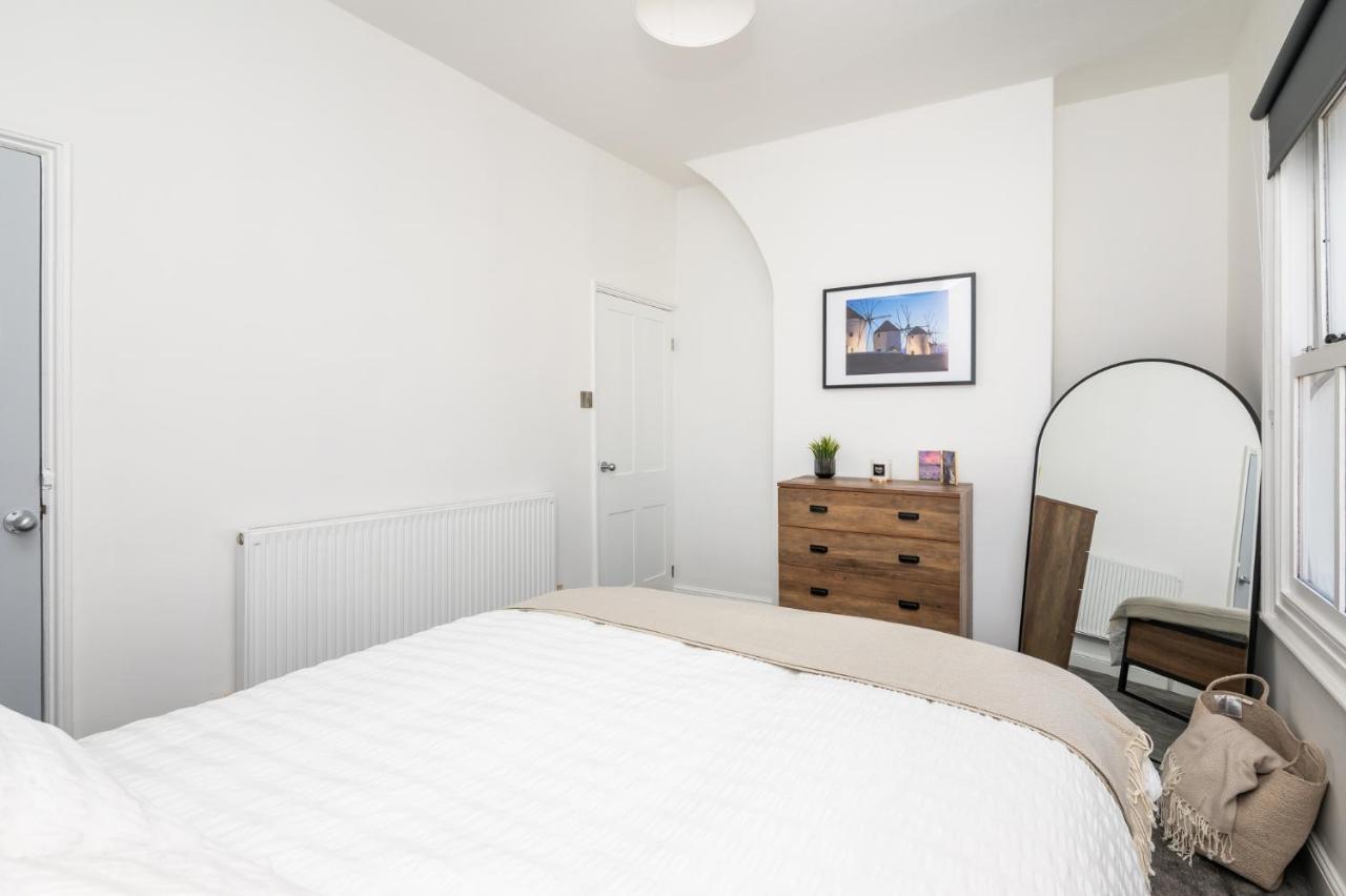 Stylish, Centrally Located Terrace - Pass The Key York Exterior foto